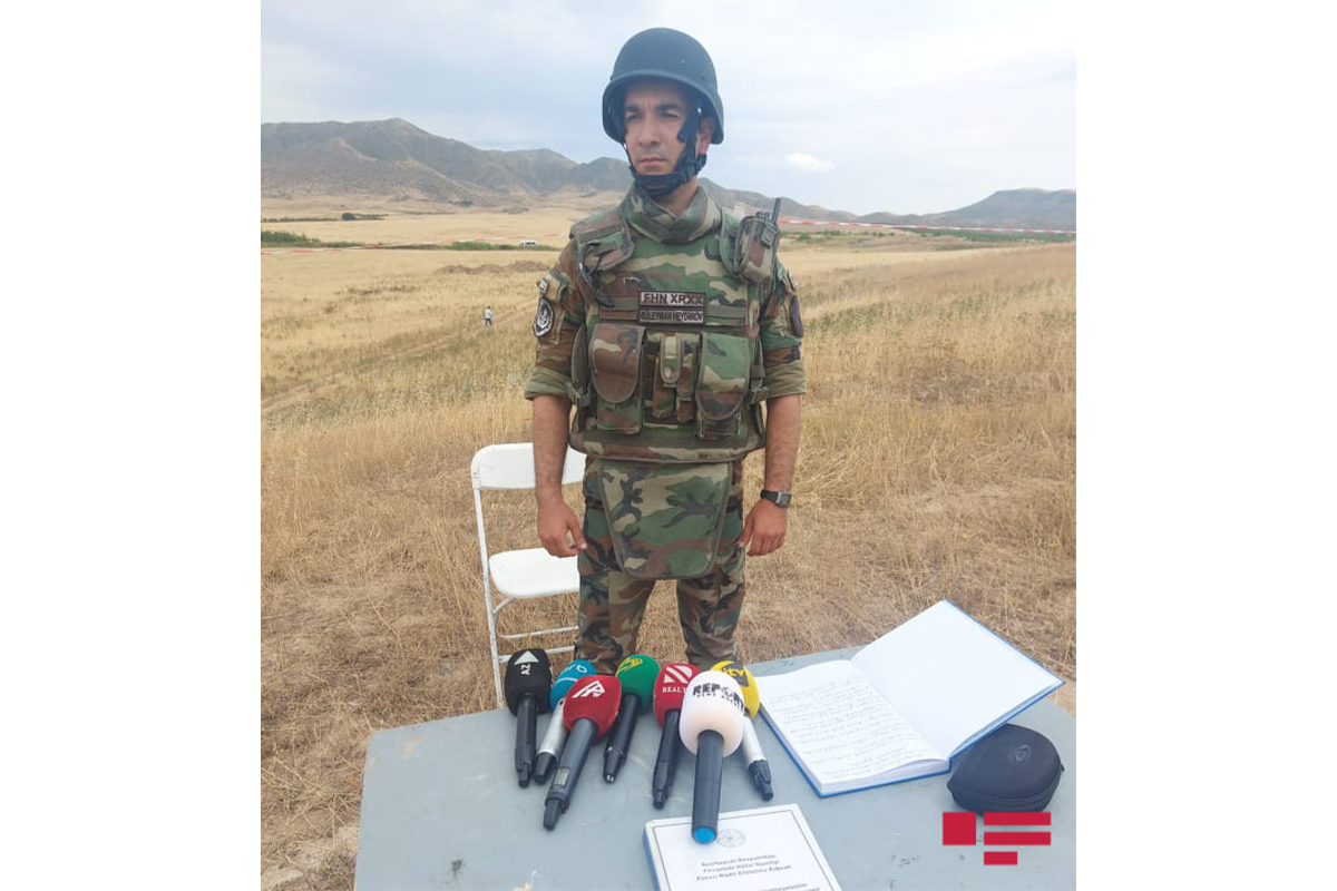 Commander of the mine clearing group of the Special Risk Rescue Service of the Ministry of Emergency Situations, senior lieutenant Suleyman Heydarov