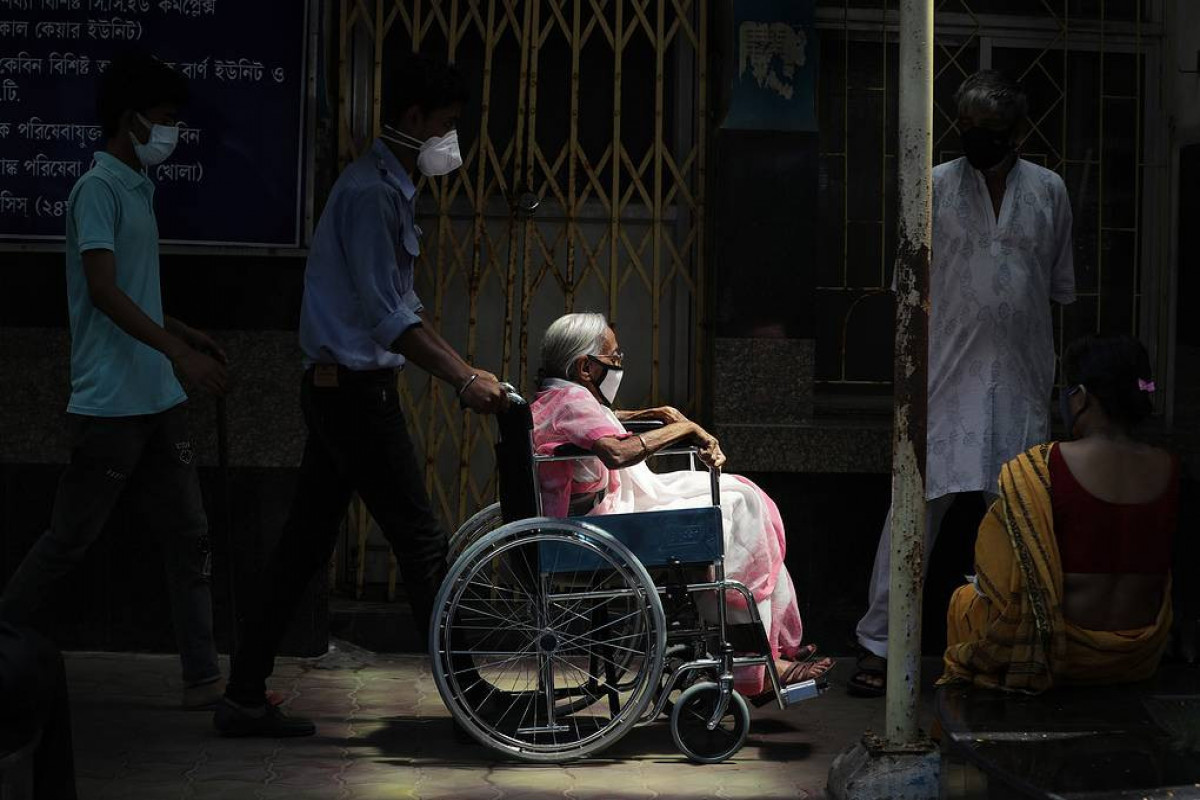 India reports lowest daily number of coronavirus cases in four months