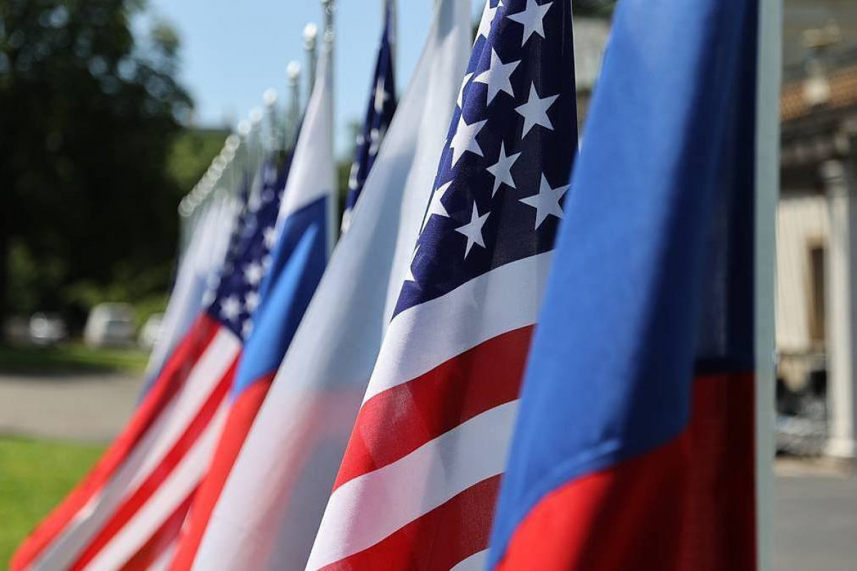 Russian,US flags