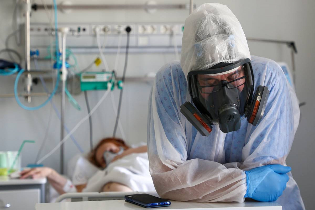 Russia’s coronavirus reproduction rate stands at 0.98
