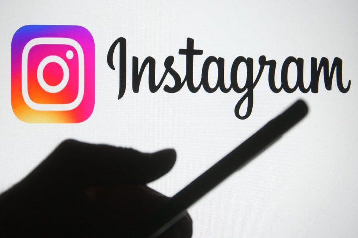 Instagram makes under-16s' accounts private by default
