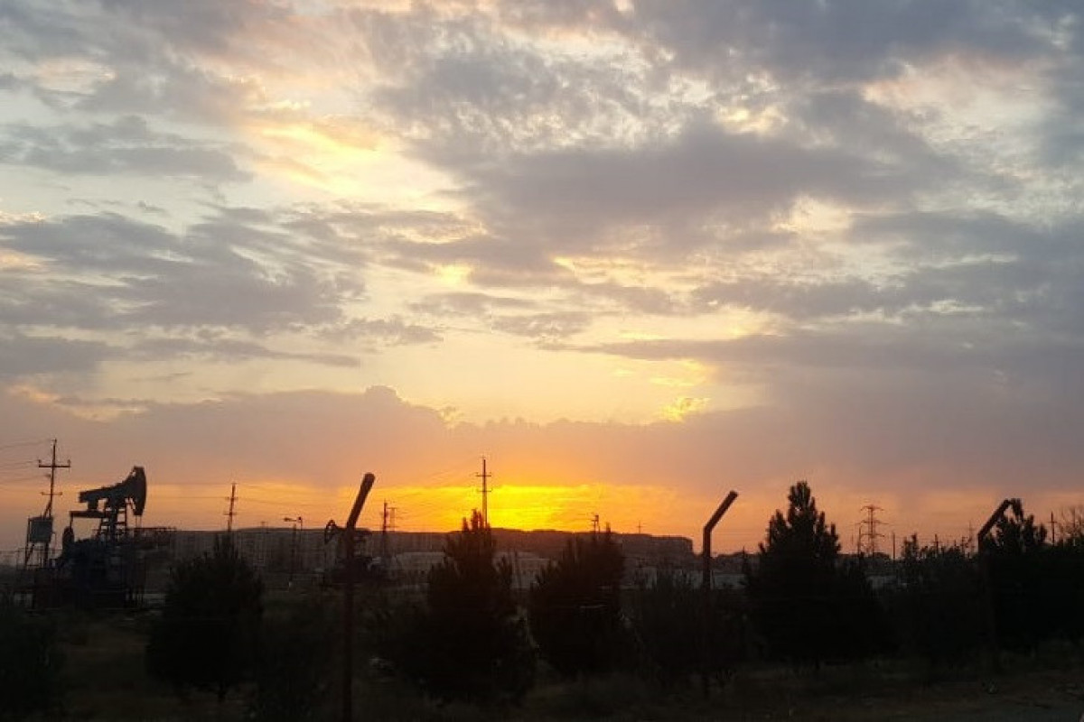 Azerbaijani oil price exceeds USD 75