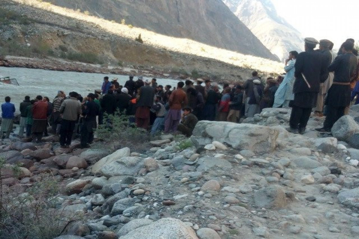 8 dead after vehicle plunges in river in N. Afghanistan