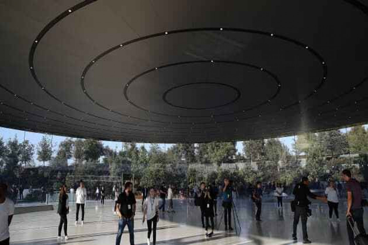 Apple employees to return to the office three days a week in September
