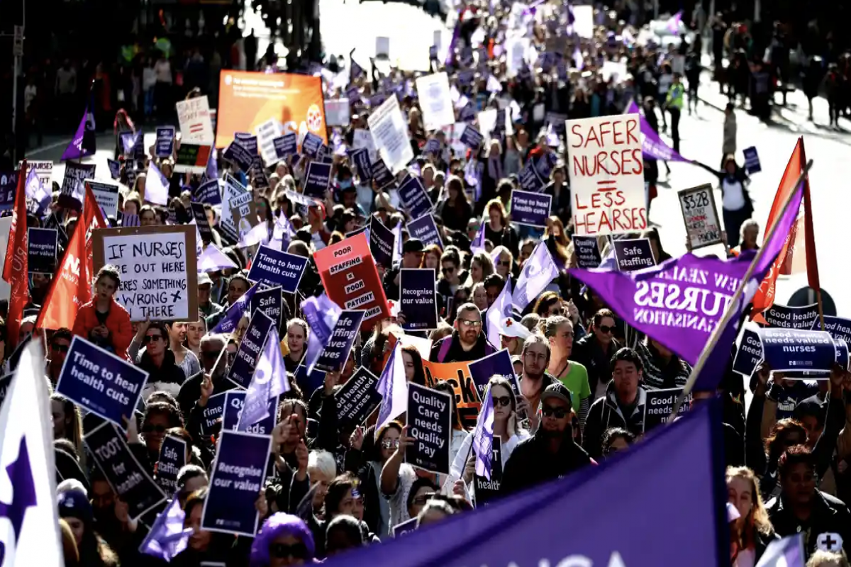 Thousands of nurses go on strike in New Zealand