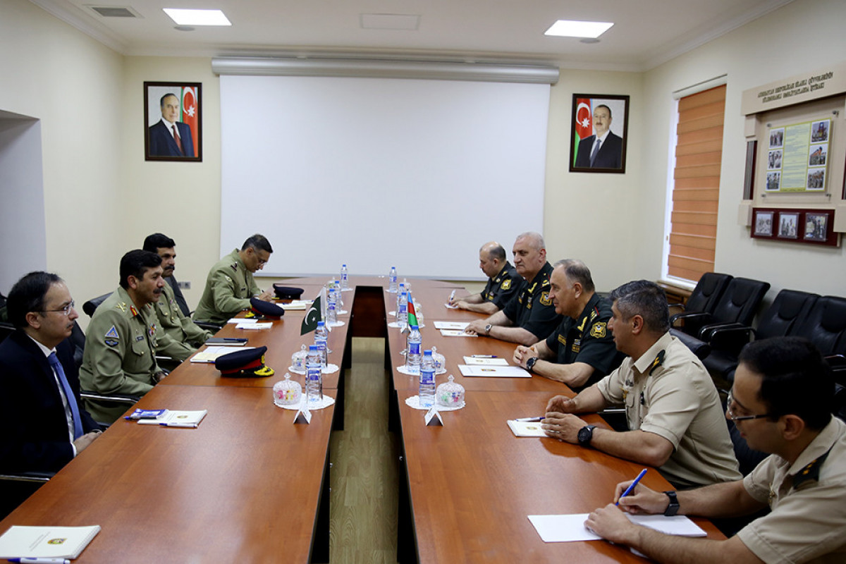 Various areas of military cooperation between Azerbaijan and Pakistan were discussed in Baku