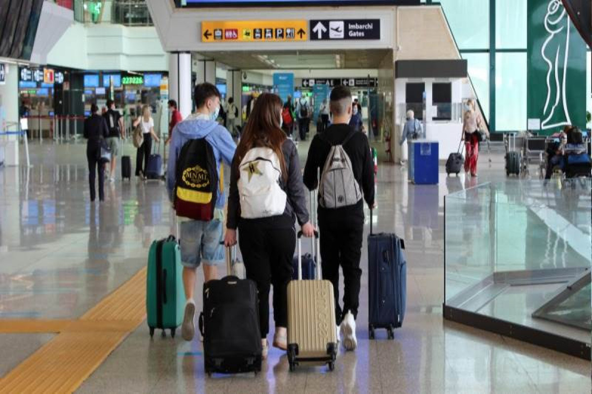 EU to consider vaccination rate, variants in travel guidance
