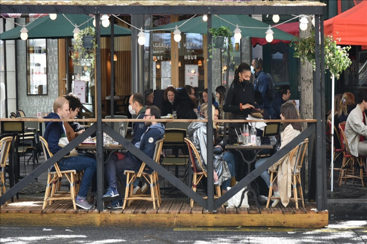 France to lift masks outdoors and curfew, return to normal life