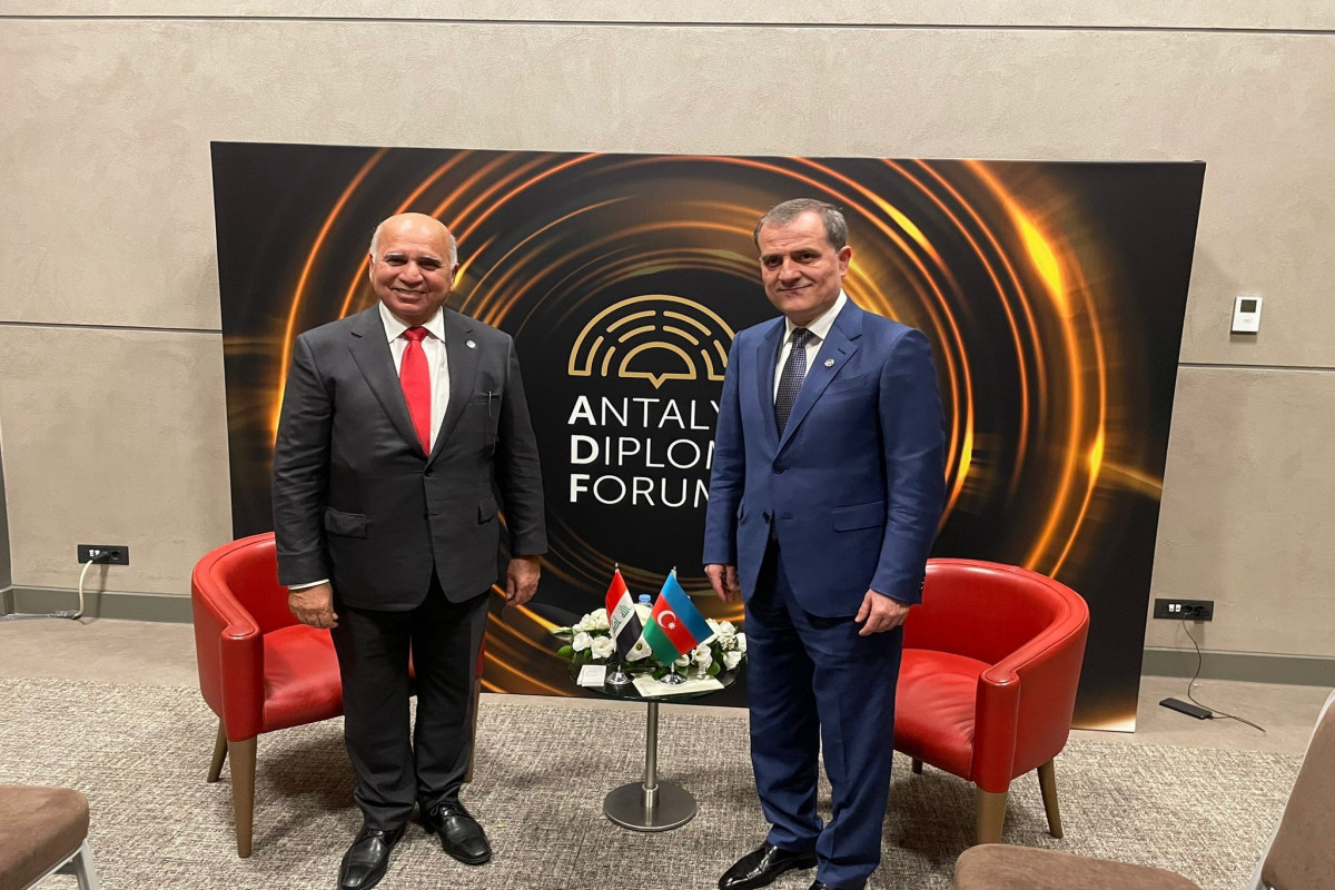 Jeyhun Bayramov met with Iraqi Foreign Minister