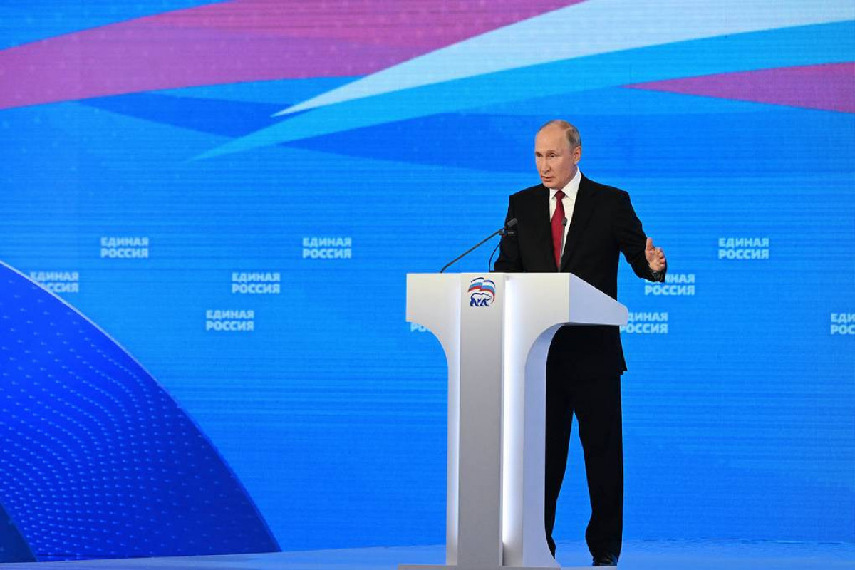 Putin names Lavrov, Shoigu to United Russia elections list