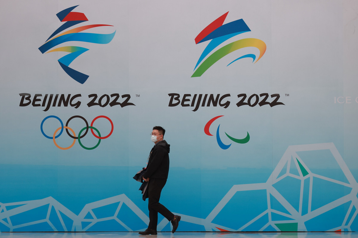 Online Winter Olympics exhibition ties Beijing and New York