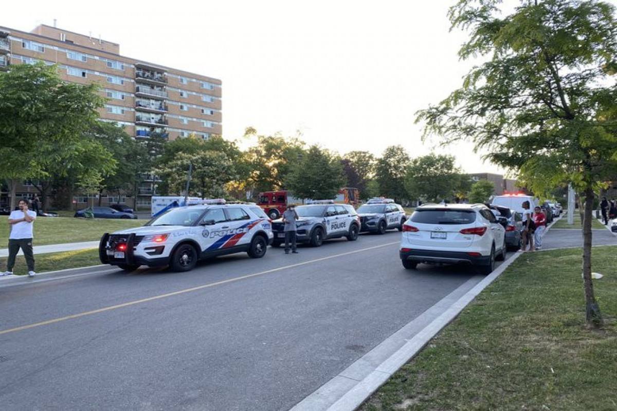 Toronto shooting injures 4, including 3 children