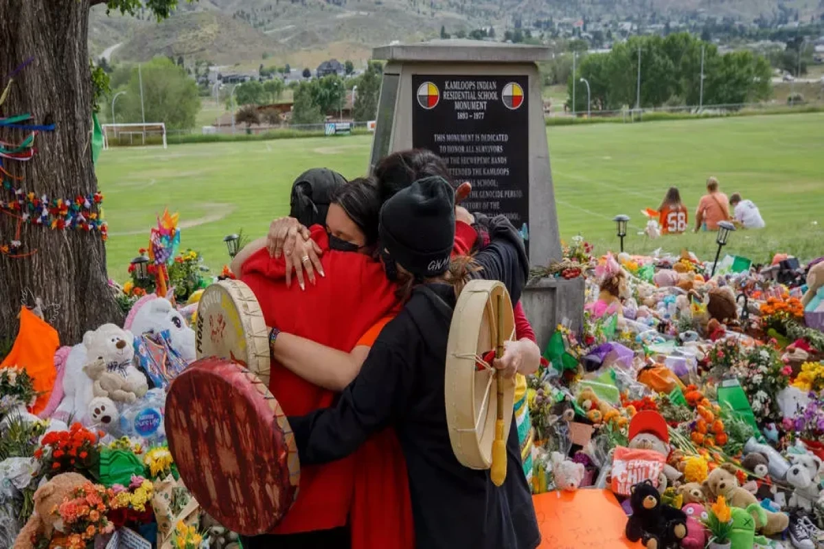 Canada finds hundreds of graves at former indigenous school