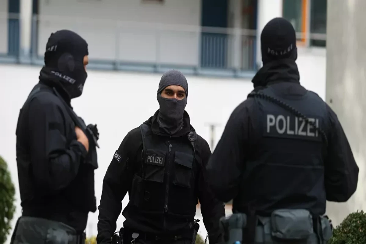 3 killed, 6 injured in knife attack in Germany's Wurzburg