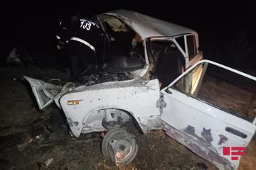 Two died and three members of a family seriously injured in a traffic accident