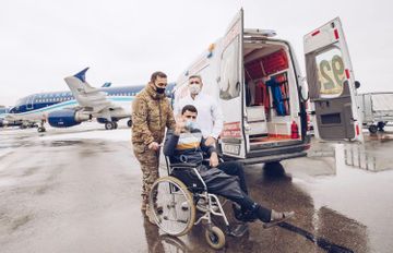 YASHAT Fund sends 10 more veterans to Turkey for treatment