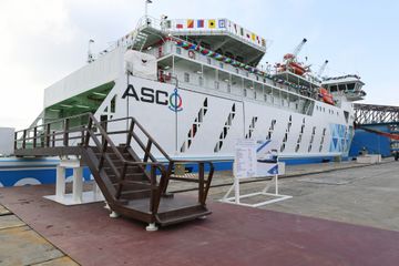 President Ilham Aliyev and first lady Mehriban Aliyeva attended sail away of “Academician Zarifa Aliyeva” ship and launch of first Ro-Pax type “Azerbaijan” ferry boat