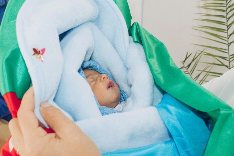 YASHAT to open account for one more martyr's newly-born baby