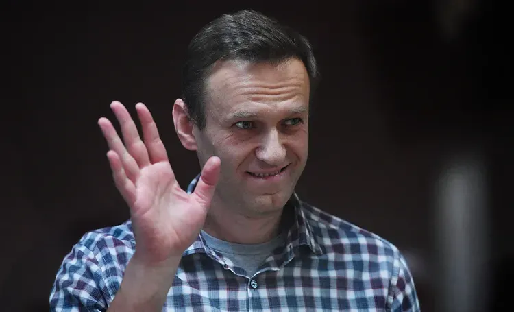 EU imposes sanctions against Russian law enforcement officials over Navalny case