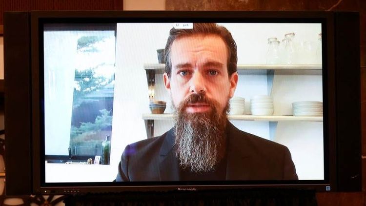 Twitter CEO Dorsey auctioning his first tweet