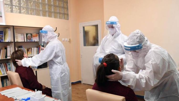 Hungary's COVID case count up by record 8,312, deaths up by 172