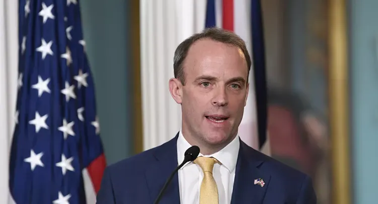 UK Foreign Minister to urge NATO allies to face down Russia
