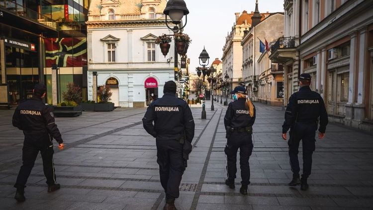 Dutch parliament evacuated amid bomb threat
