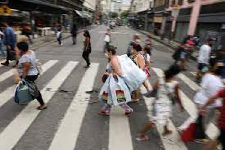 Millions in Brazil thrown back into poverty as pandemic aid dries up