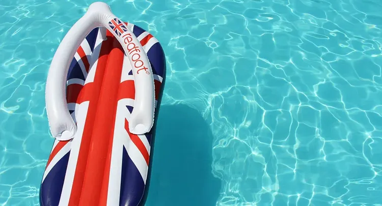 Heatwave predicted in UK next week as lockdown measures eased