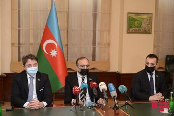 Round table on “war and genocide crimes in context of international law” held