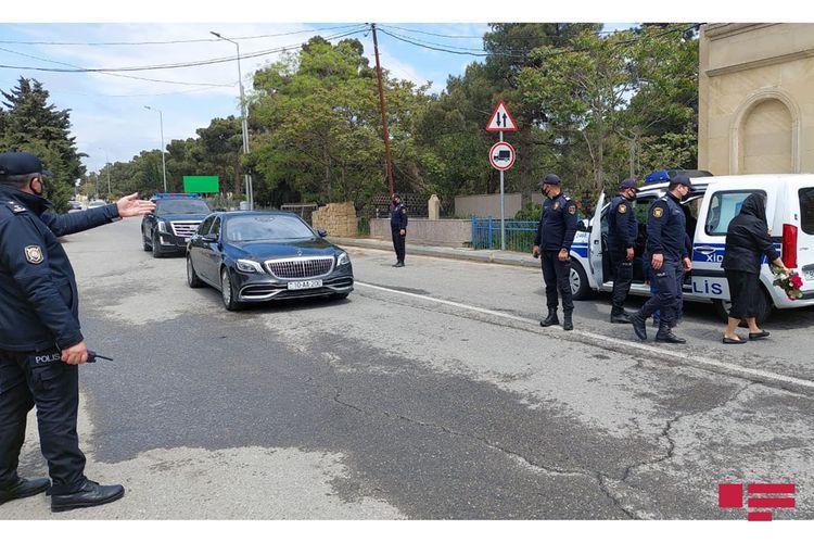 Azerbaijan's Minister Azad Rahimov laid to rest - PHOTO