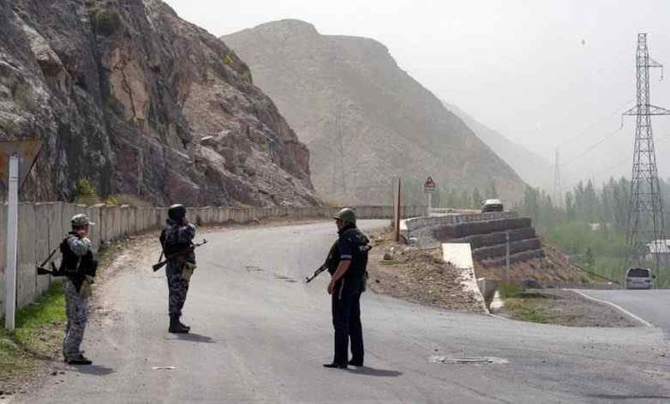 Bishkek, Dushanbe should avoid clashes in the future, says Kyrgyz president