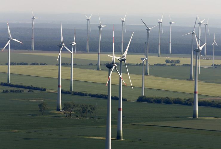 Uzbekistan, Saudi Arabia's ACWA Power sign agreement to build region's largest wind farm