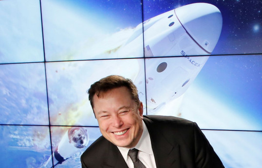 SpaceX accepts dogecoin as payment to launch lunar mission next year