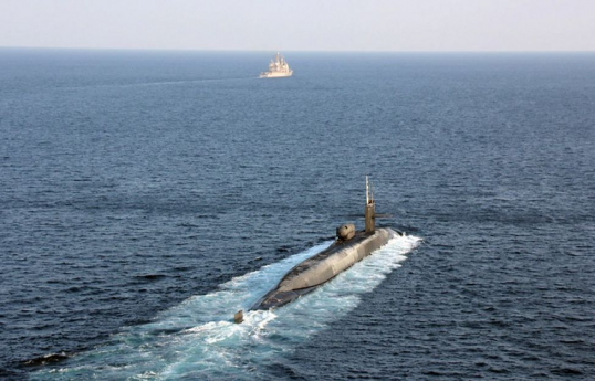 US fires warning shots at Iranian boats in Gulf