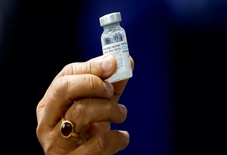 India braces for third COVID wave, allows vaccine trials for children aged 2-18