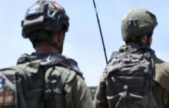 Israel sending troops to Gaza border