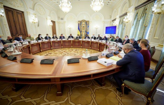Ukraine imposes sanctions against 557 kingpins, 111 foreigners