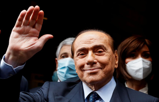 Former Italian PM Berlusconi slips out of hospital unseen