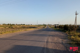 2 killed, 3 injured as car crash into tree in Azerbaijan