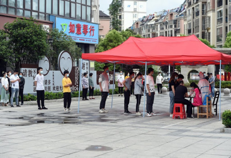 Chinese city raises COVID-19 alert level in 4 neighborhoods