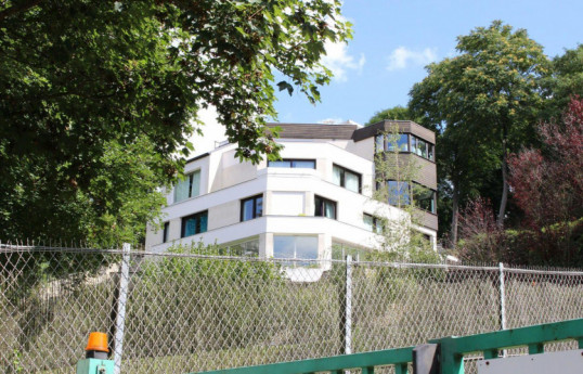 Thief broke into Neymar's house