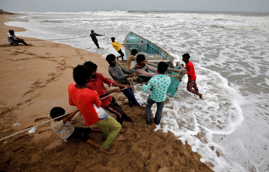 India's Gujarat state evacuates over 200,000 people as cyclone hits