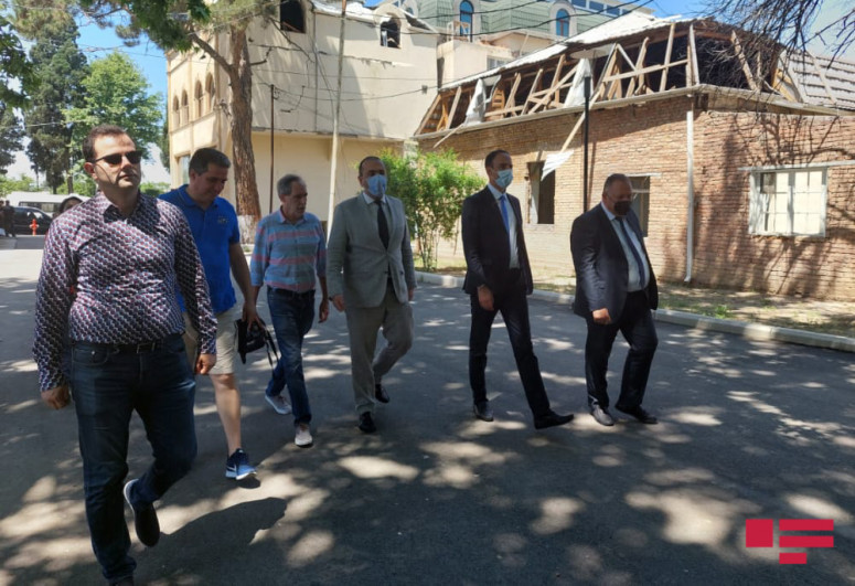 French journalists visited areas in Ganja shelled by Armenians-PHOTO 