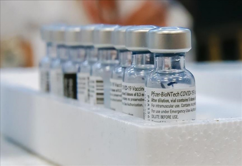 EU signs on for another 1.8 billion doses of BioNTech/Pfizer vaccine