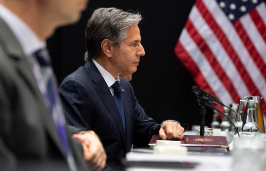 U.S. and Russian foreign ministers begin talks in Iceland