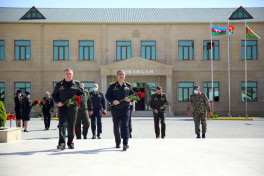 Azerbaijani and Belarusian defense minister in the military units