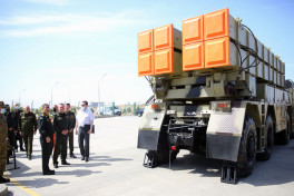 Azerbaijani and Belarusian defense ministers visited the military units-VIDEO 