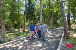 French journalists visited areas in Ganja shelled by Armenians-PHOTO 