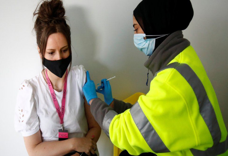 Covid jabs offer to 32 and 33 years-old in England